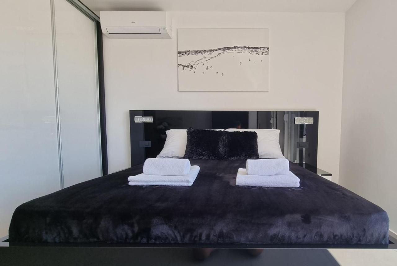 קרק Bartol Luxury Apartments Krk Croatia, With Own Hot Tub - Whirlpool מראה חיצוני תמונה