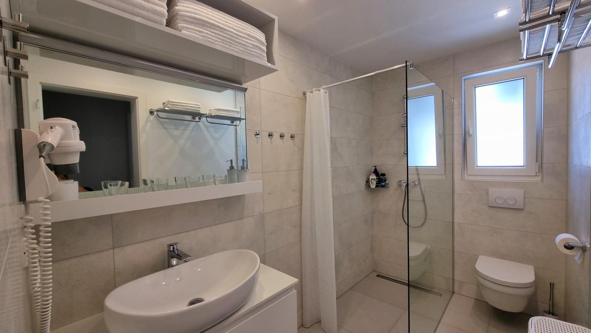 קרק Bartol Luxury Apartments Krk Croatia, With Own Hot Tub - Whirlpool חדר תמונה